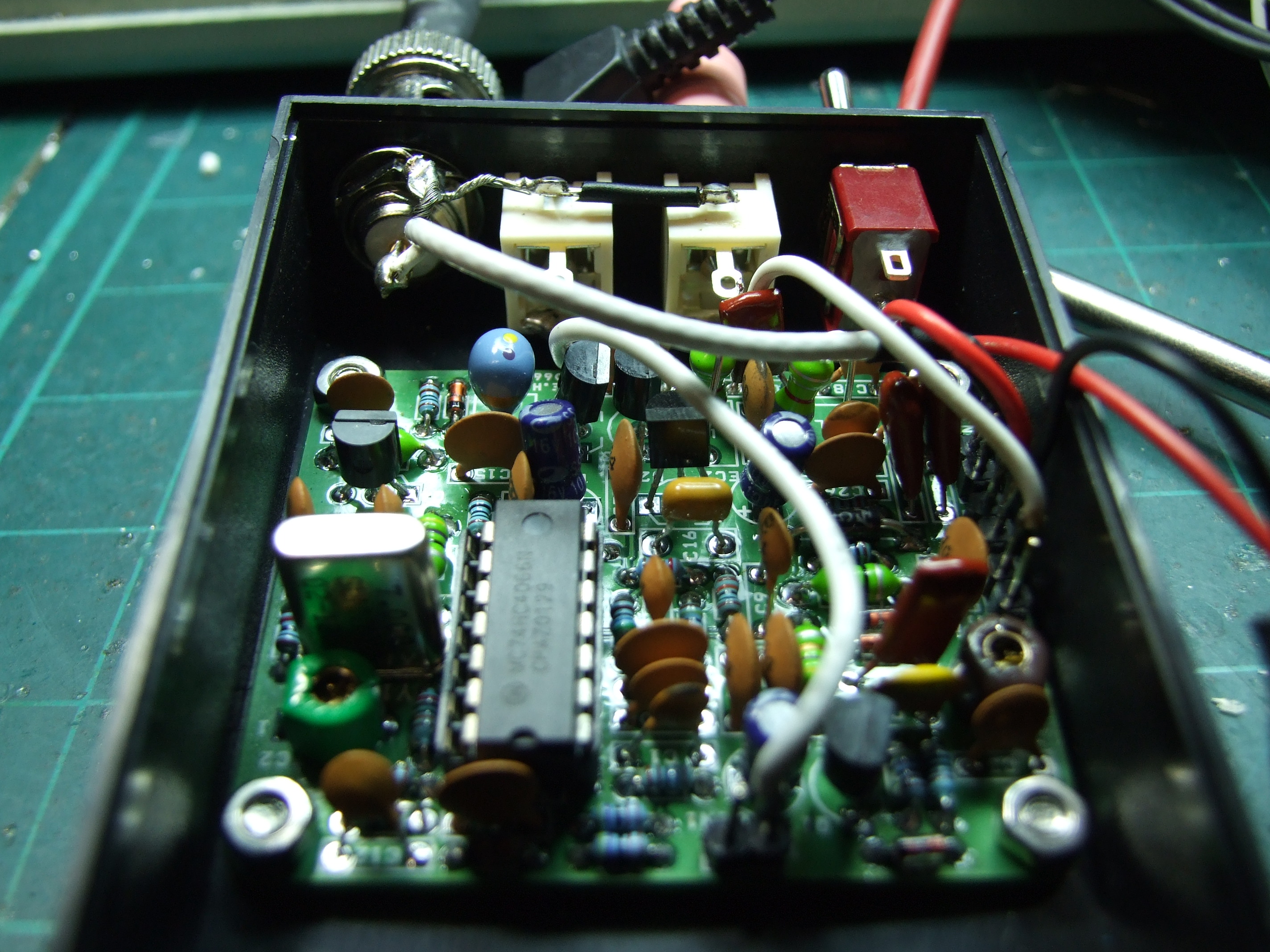 7MHz CW QRP TRX using 74HC4066